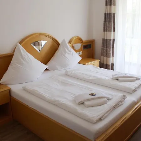 Ferienappartements-grolik Im Zum Gutshof 아파트호텔 3*